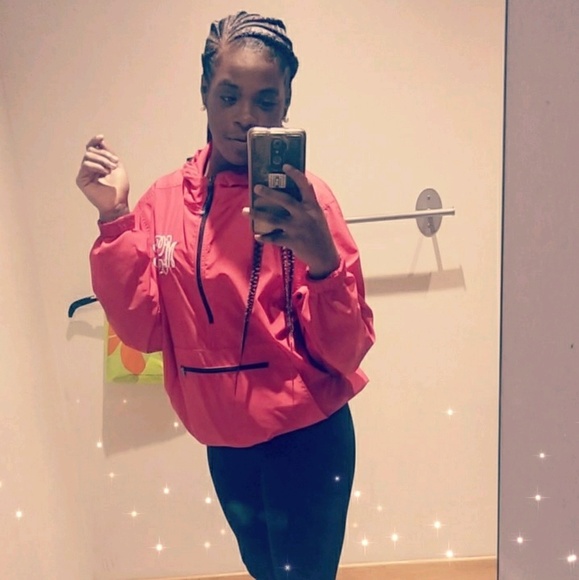 Meet your Posher, Myeisha - Picture 1 of 1